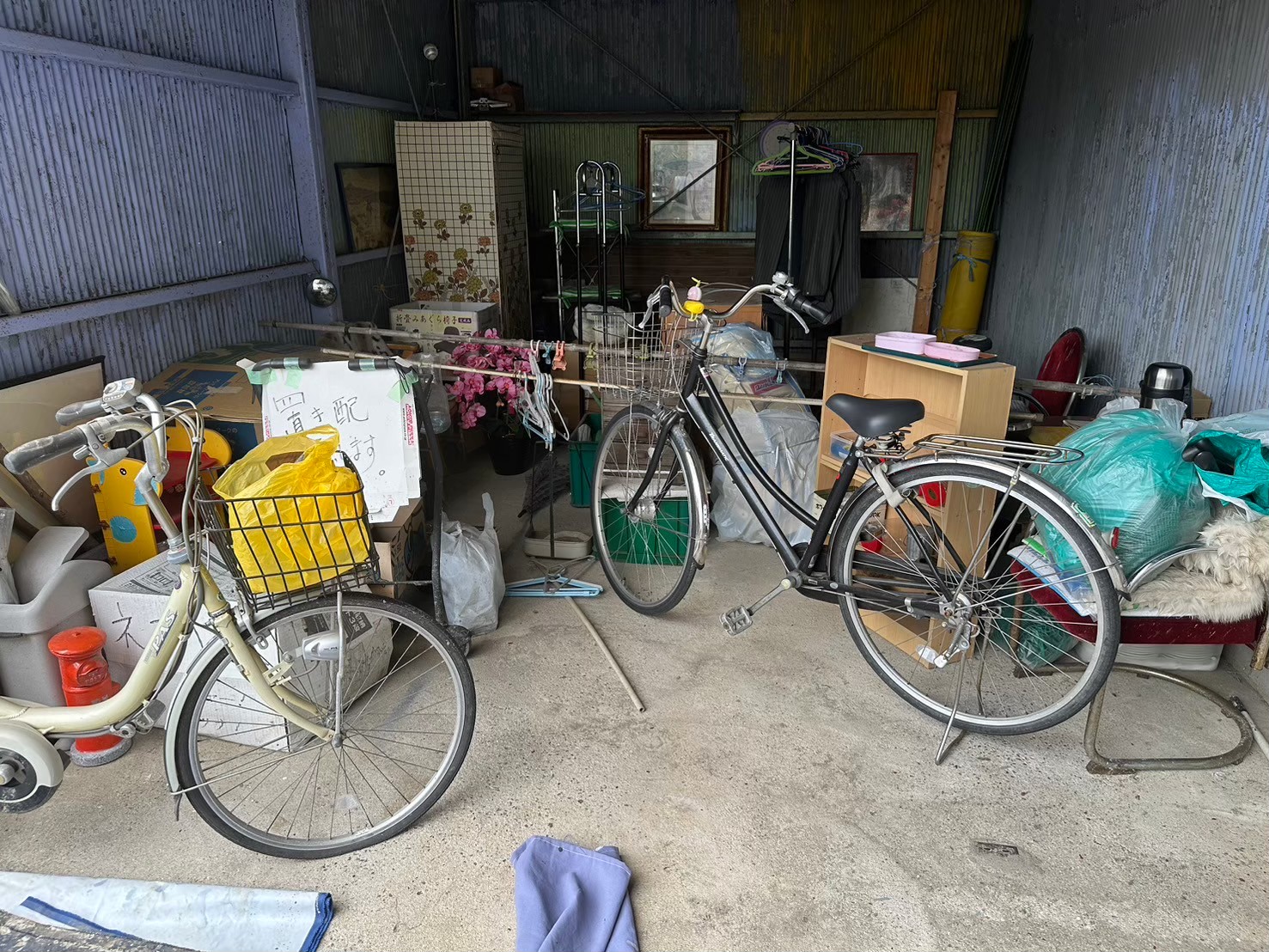 【トタン】施工前の様子になります。