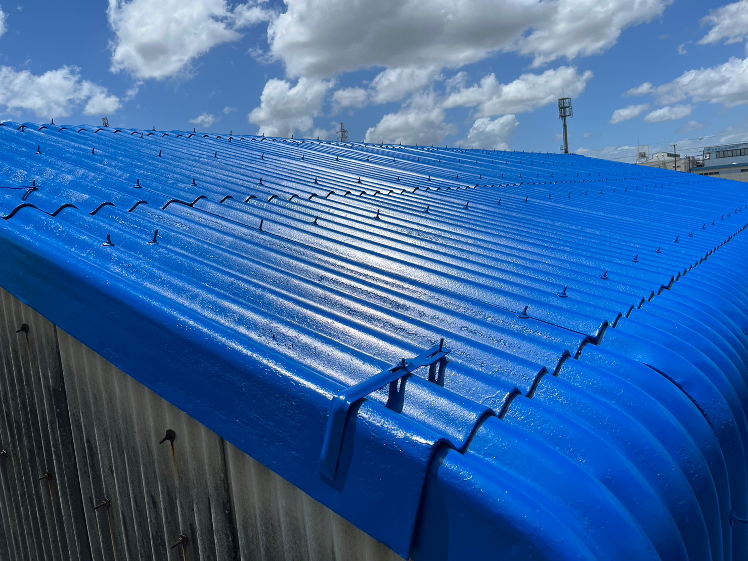 【屋根施工後】シリコン塗料で塗装し綺麗に仕上がりました！