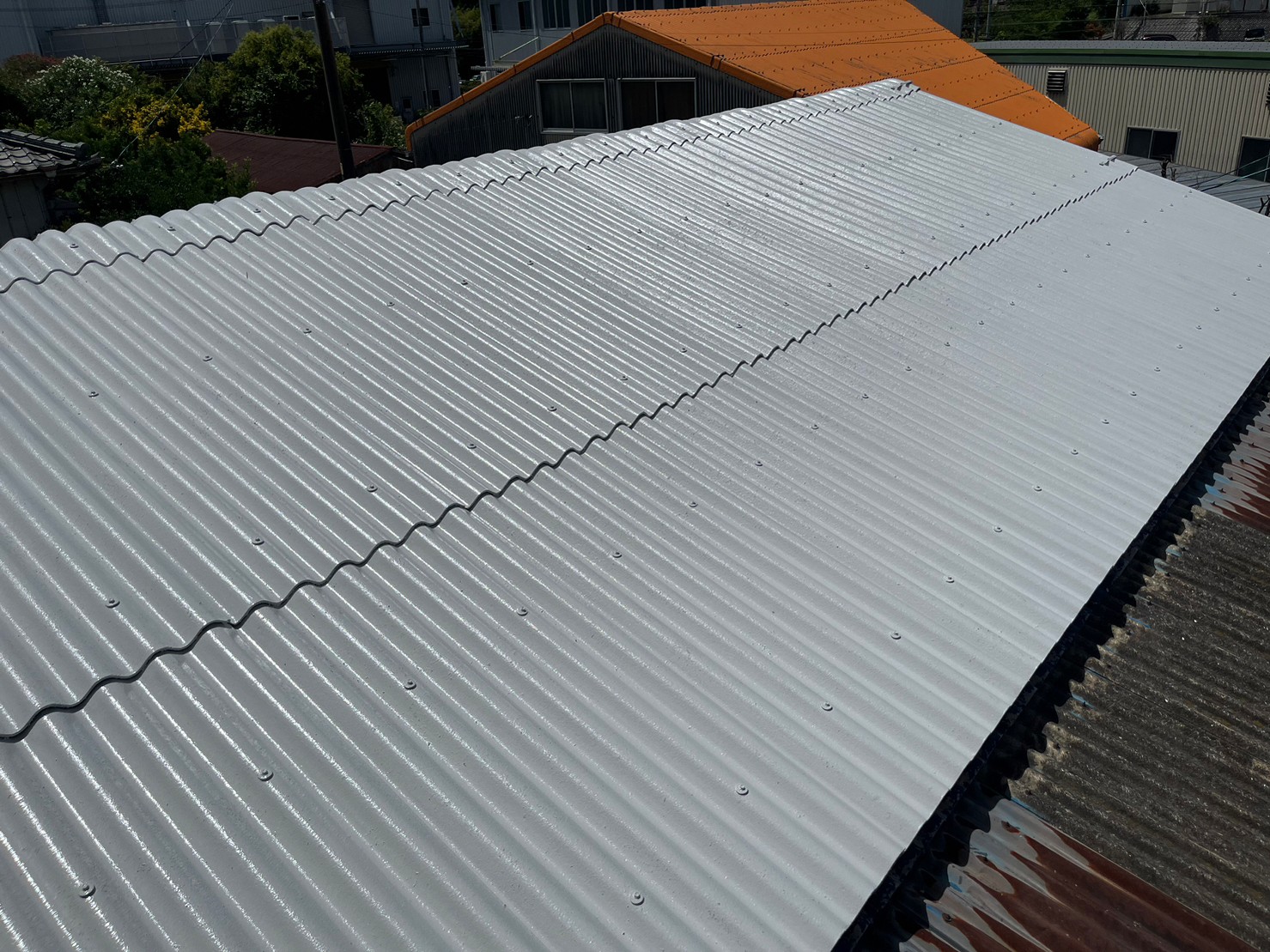 【屋根施工後】シリコン塗料で塗装し綺麗に仕上がりました！