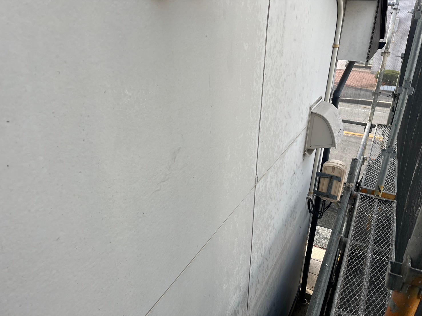 塗装前の建物様子です。